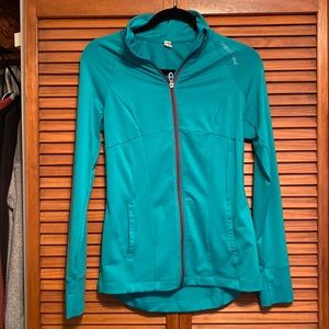 Under armor zip up size small